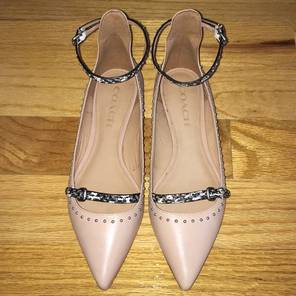 Coach Flats - Picture 3 of 8